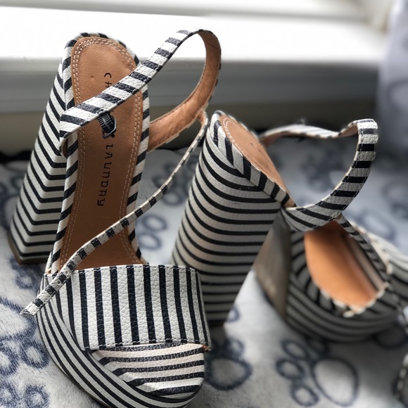 Striped Platform Shoe - Picture 3 of 5